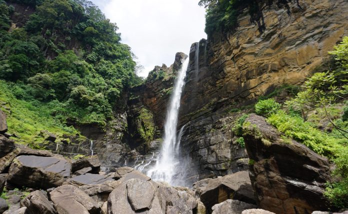 laxapana falls