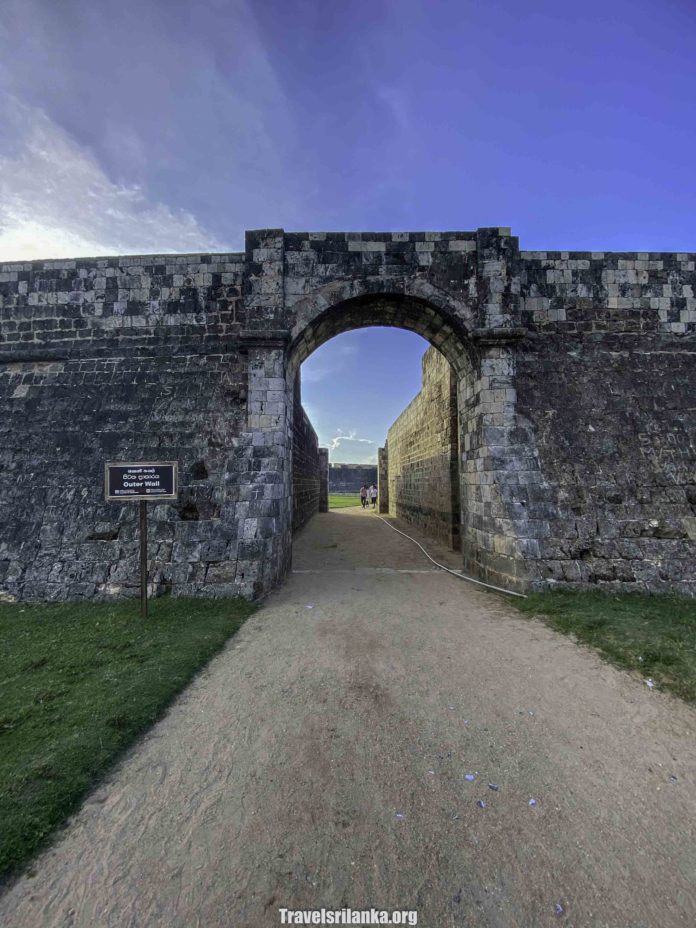 Jaffna Fort - Travel Sri Lanka (1 of 26)