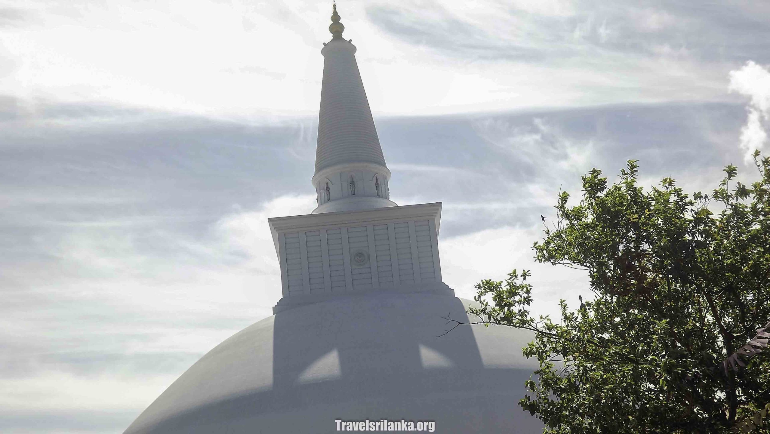 Ruwan mali maha seya Anuradhapura