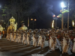 Kandy Perahara - TravelSriLanka.org